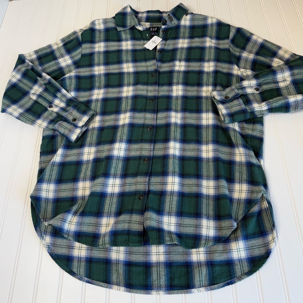 GAP Women's Oversized Relaxed Fit Plaid Flannel Big Shirt Small NEW 1602